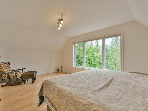 Master bedroom - 376 Ch. Birchwood, Saint-Sauveur, QC - Indoor Photo Showing Bedroom