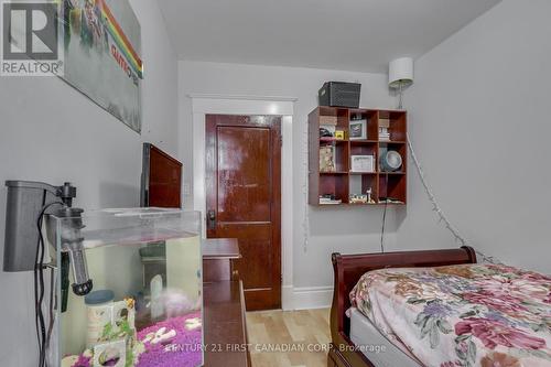 514 Elizabeth Street, London, ON - Indoor Photo Showing Bedroom