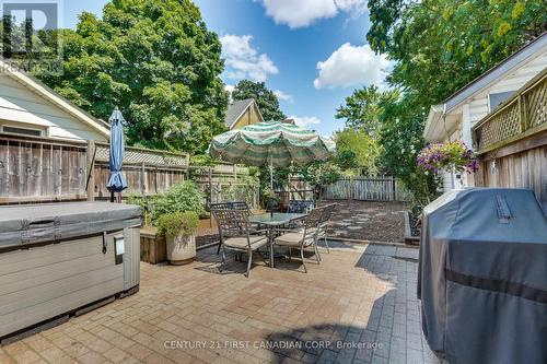 514 Elizabeth Street, London, ON - Outdoor With Deck Patio Veranda With Exterior