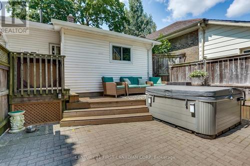 514 Elizabeth Street, London, ON - Outdoor With Deck Patio Veranda With Exterior