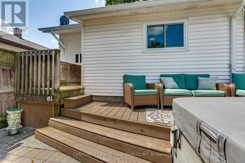 514 Elizabeth Street, London, ON - Outdoor With Deck Patio Veranda With Exterior