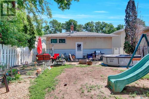 1526 Oxford Street, Regina, SK - Outdoor