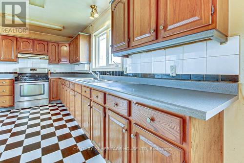 159 Maud Street, Central Elgin (Port Stanley), ON - Indoor Photo Showing Kitchen