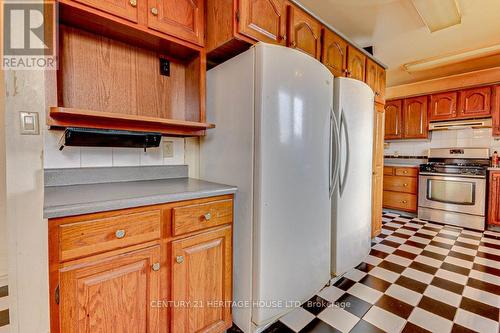 159 Maud Street, Central Elgin (Port Stanley), ON - Indoor Photo Showing Kitchen