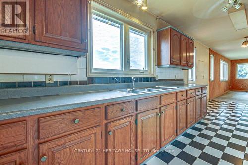 159 Maud Street, Central Elgin (Port Stanley), ON - Indoor Photo Showing Kitchen With Double Sink