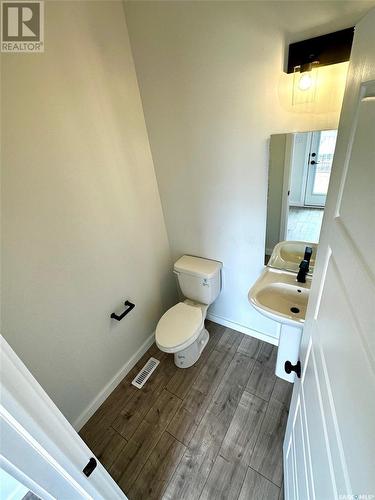 1127 Camden Gardens, White City, SK - Indoor Photo Showing Bathroom