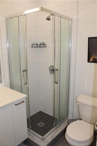 479 Charlton Avenue E|Unit #308, Hamilton, ON - Indoor Photo Showing Bathroom