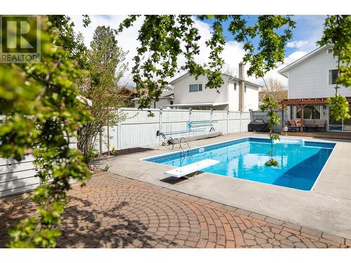 4452 Lakeshore Road, Kelowna, BC - Outdoor With In Ground Pool With Deck Patio Veranda With Backyard