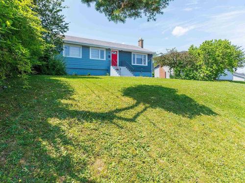 28 Beaver Bank Road, Lower Sackville, NS 