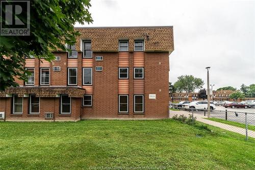 6591 Thornberry Crescent Unit# 365, Windsor, ON - Outdoor