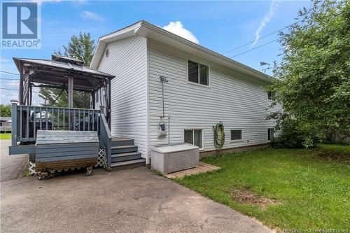 4 Fairview Drive, Salisbury, NB - Outdoor