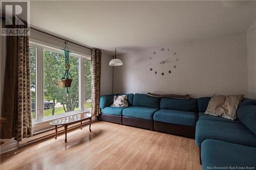 4 Fairview Drive, Salisbury, NB - Indoor Photo Showing Living Room