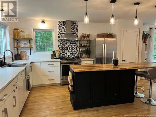 12 Marks Point Road, Dufferin, NB - Indoor Photo Showing Kitchen With Upgraded Kitchen