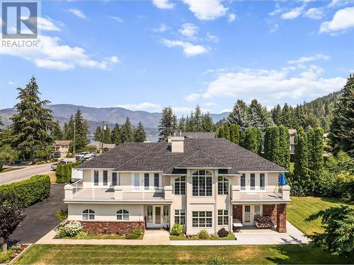 2422 Eagle Bay Road, Blind Bay, BC - Outdoor With Facade