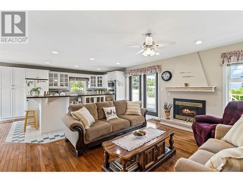 2422 Eagle Bay Road, Blind Bay, BC - Indoor Photo Showing Living Room With Fireplace