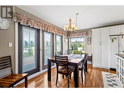 2422 Eagle Bay Road, Blind Bay, BC - Indoor Photo Showing Dining Room