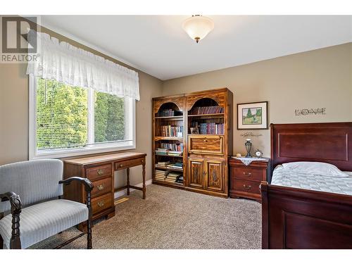 2422 Eagle Bay Road, Blind Bay, BC - Indoor Photo Showing Bedroom