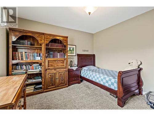 2422 Eagle Bay Road, Blind Bay, BC - Indoor Photo Showing Bedroom