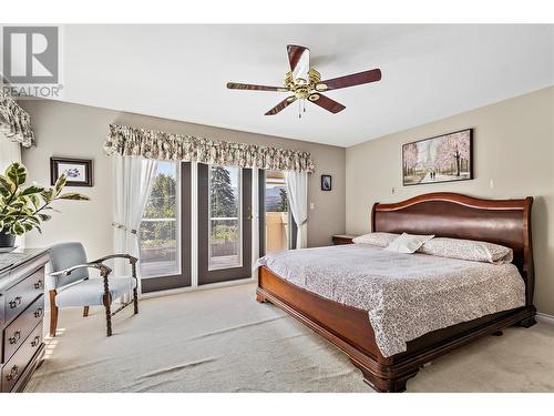 2422 Eagle Bay Road, Blind Bay, BC - Indoor Photo Showing Bedroom