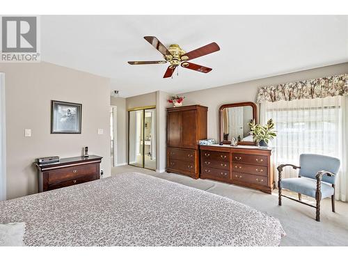 2422 Eagle Bay Road, Blind Bay, BC - Indoor Photo Showing Bedroom