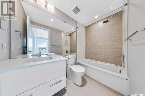 405 404 C Avenue S, Saskatoon, SK - Indoor Photo Showing Bathroom