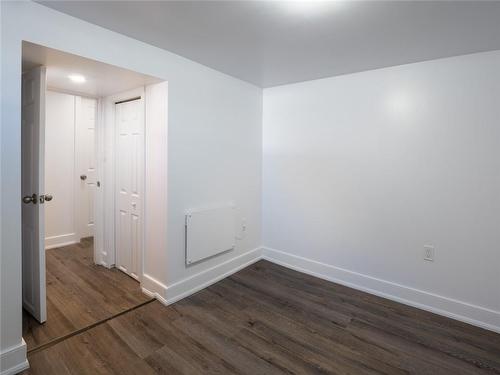 116 Myrtle Avenue|Unit #3, Hamilton, ON - Indoor Photo Showing Other Room