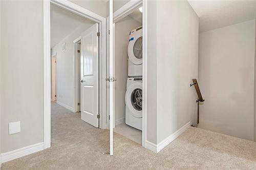 417 East 16Th Street, Hamilton, ON - Indoor Photo Showing Laundry Room