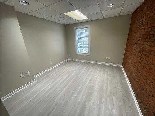 132 Jackson Street E, Hamilton, ON - Indoor Photo Showing Other Room