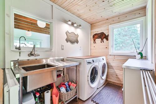 1787 County 26 Road, Brighton, ON - Indoor Photo Showing Laundry Room