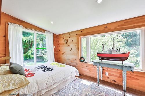 1787 County 26 Road, Brighton, ON - Indoor Photo Showing Bedroom