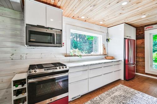 1787 County 26 Road, Brighton, ON - Indoor Photo Showing Kitchen