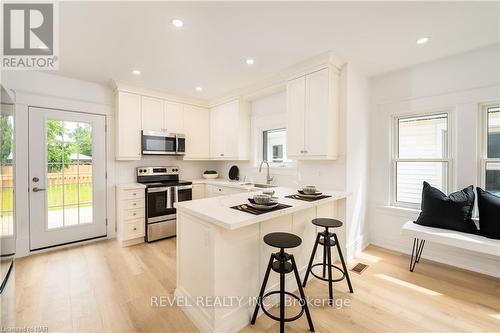 3 Marren Street, St. Catharines, ON - Indoor Photo Showing Kitchen