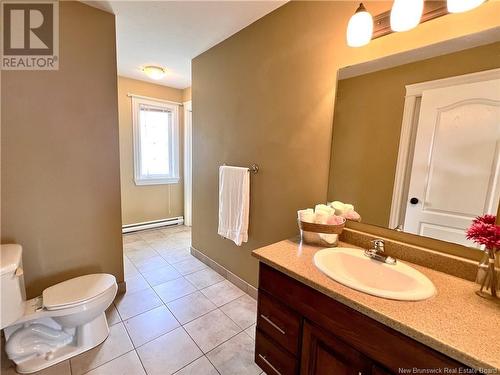 18 Naples Drive, Moncton, NB - Indoor Photo Showing Bathroom