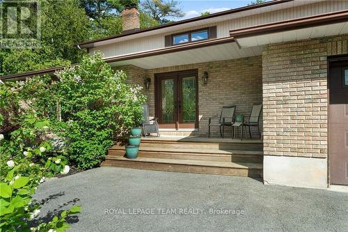 132 Manion Road, Ottawa, ON - Outdoor With Deck Patio Veranda