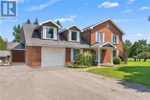 876 Russett Drive, Arnprior, ON 