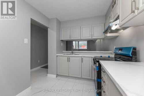 109 - 238 Albion Road, Toronto (Elms-Old Rexdale), ON - Indoor Photo Showing Kitchen