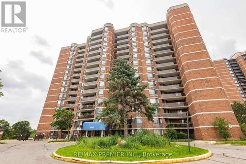 109 - 238 Albion Road, Toronto (Elms-Old Rexdale), ON - Outdoor With Facade