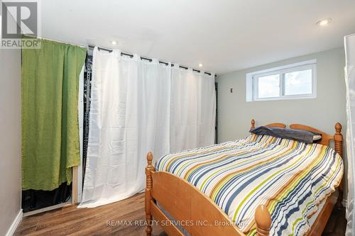 73 Wellington Street E, Brampton (Downtown Brampton), ON - Indoor Photo Showing Bedroom