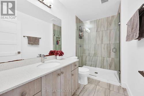 8 Bedrock Drive, Hamilton (Stoney Creek Mountain), ON - Indoor Photo Showing Bathroom