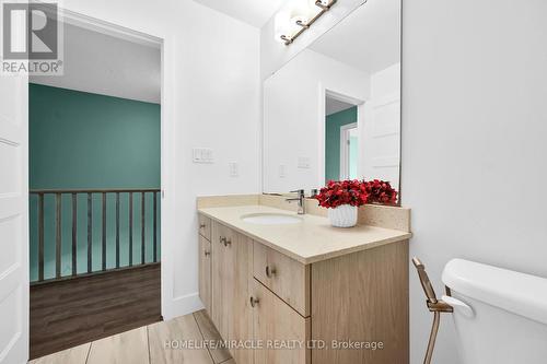 8 Bedrock Drive, Hamilton (Stoney Creek Mountain), ON - Indoor Photo Showing Bathroom