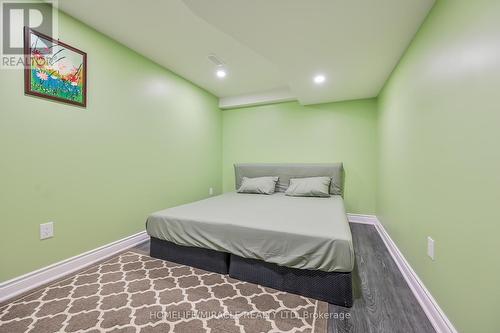 8 Bedrock Drive, Hamilton (Stoney Creek Mountain), ON - Indoor Photo Showing Bedroom