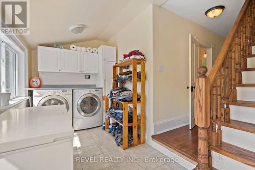 968 Church Street, Pelham, ON - Indoor Photo Showing Laundry Room