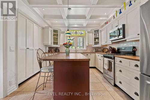 968 Church Street, Pelham, ON - Indoor Photo Showing Kitchen