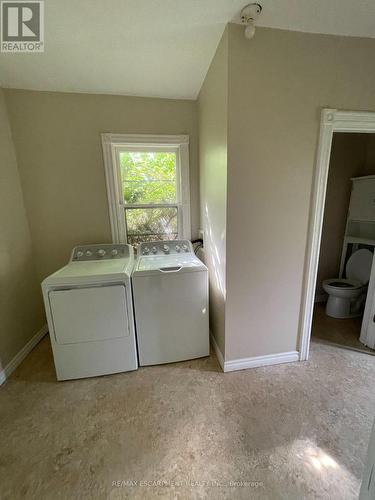 15 Jones Street, Hamilton (Stoney Creek), ON - Indoor Photo Showing Laundry Room