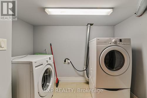 317 Sienna Crescent, Kitchener, ON - Indoor Photo Showing Laundry Room