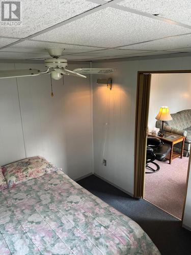 2073 Friendly Boulevard, Centre Wellington, ON - Indoor Photo Showing Bedroom