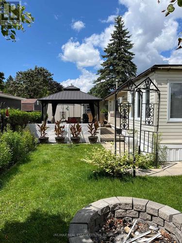 2073 Friendly Boulevard, Centre Wellington, ON - Outdoor