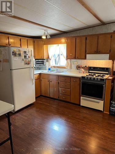 2073 Friendly Boulevard, Centre Wellington, ON - Indoor Photo Showing Kitchen With Double Sink