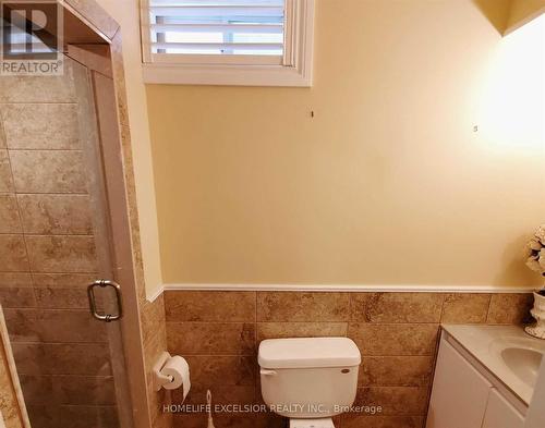 10 Kentview Crescent, Markham, ON - Indoor Photo Showing Bathroom