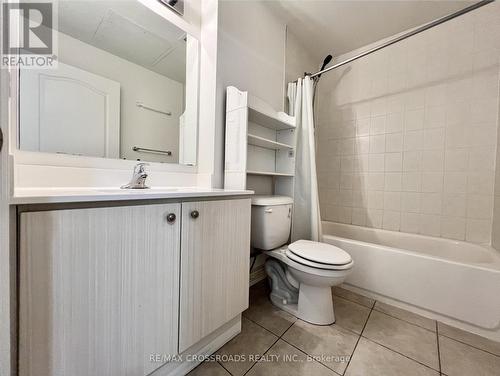 226 - 8323 Kennedy Road, Markham (Village Green-South Unionville), ON - Indoor Photo Showing Bathroom